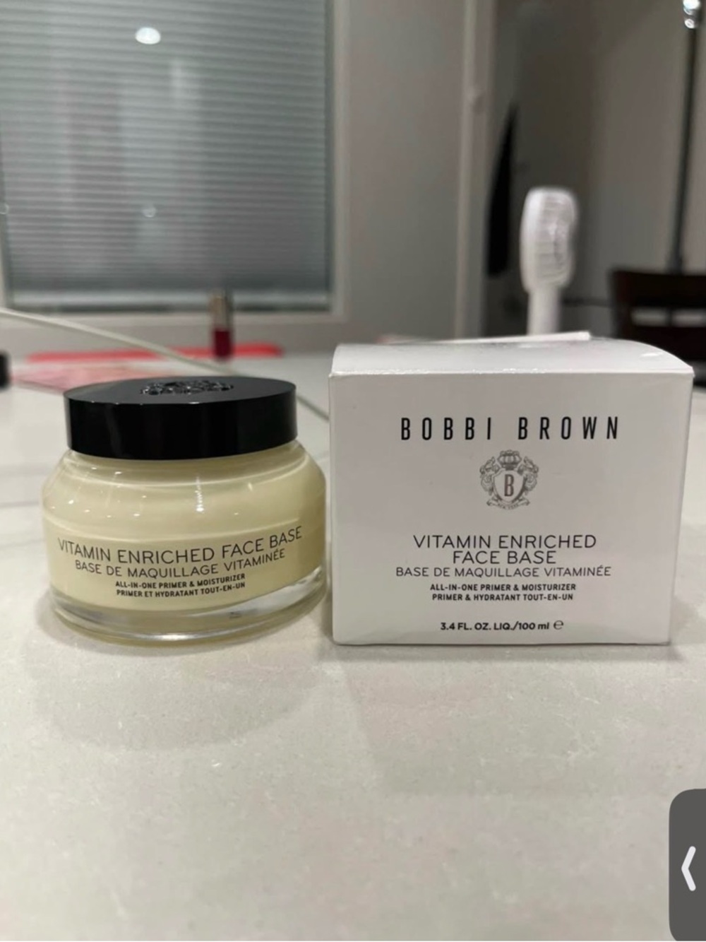 Bobbi Brown Cream Face Base – Light Ivory